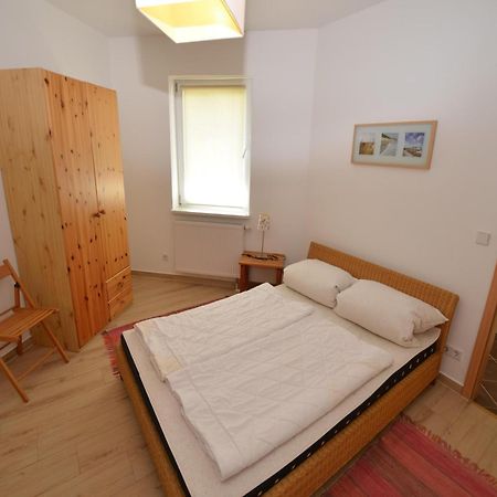 Apartment In Bohemian With Private Terrace Dolni Lanov Extérieur photo